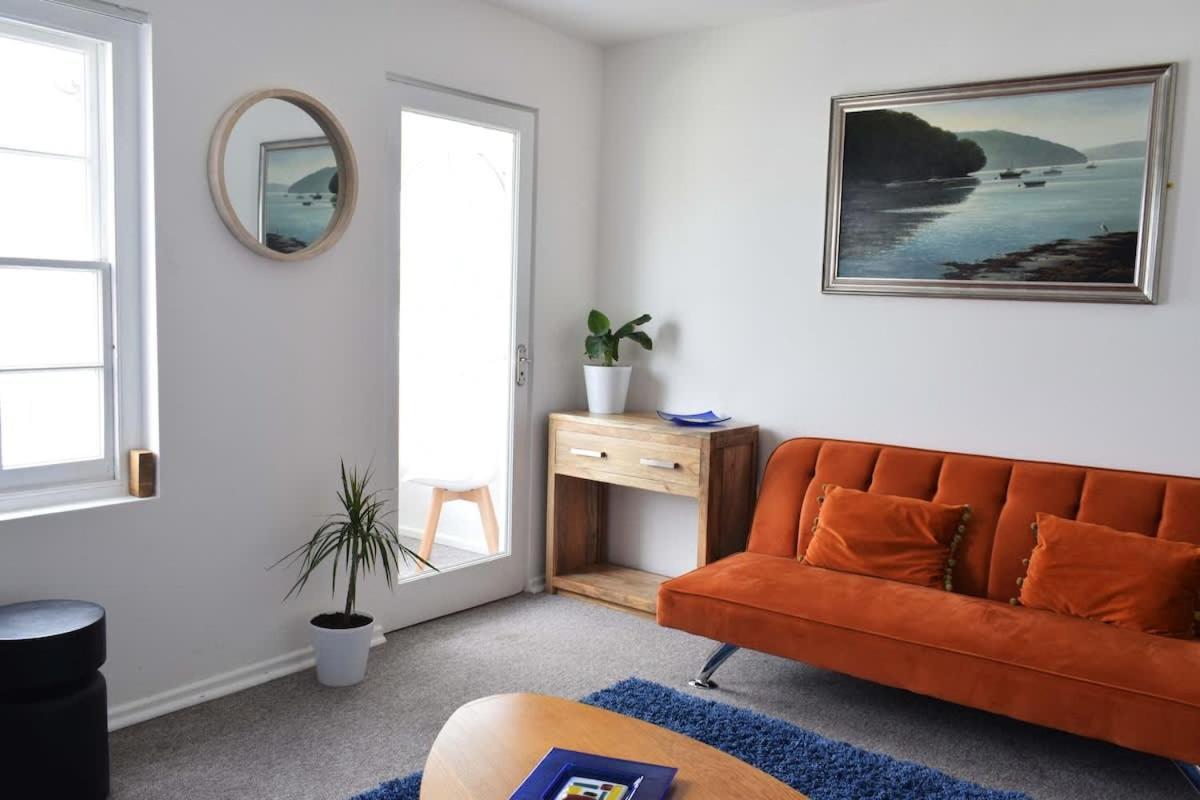 Breathtaking High Street Townhouse With Stunning Sea Views At 'The Old Fishermans Townhouse' فالموث المظهر الخارجي الصورة